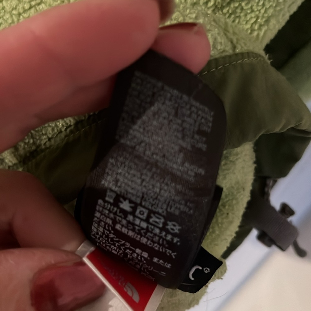The North Face women’s medium green polartec jacket zip pockets - Picture 10 of 10